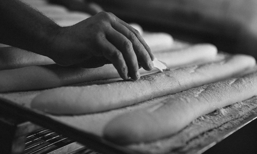 Accompagnez notre artisan-boulanger et découvrez le savoir-faire artisanal du Pain d'Antan